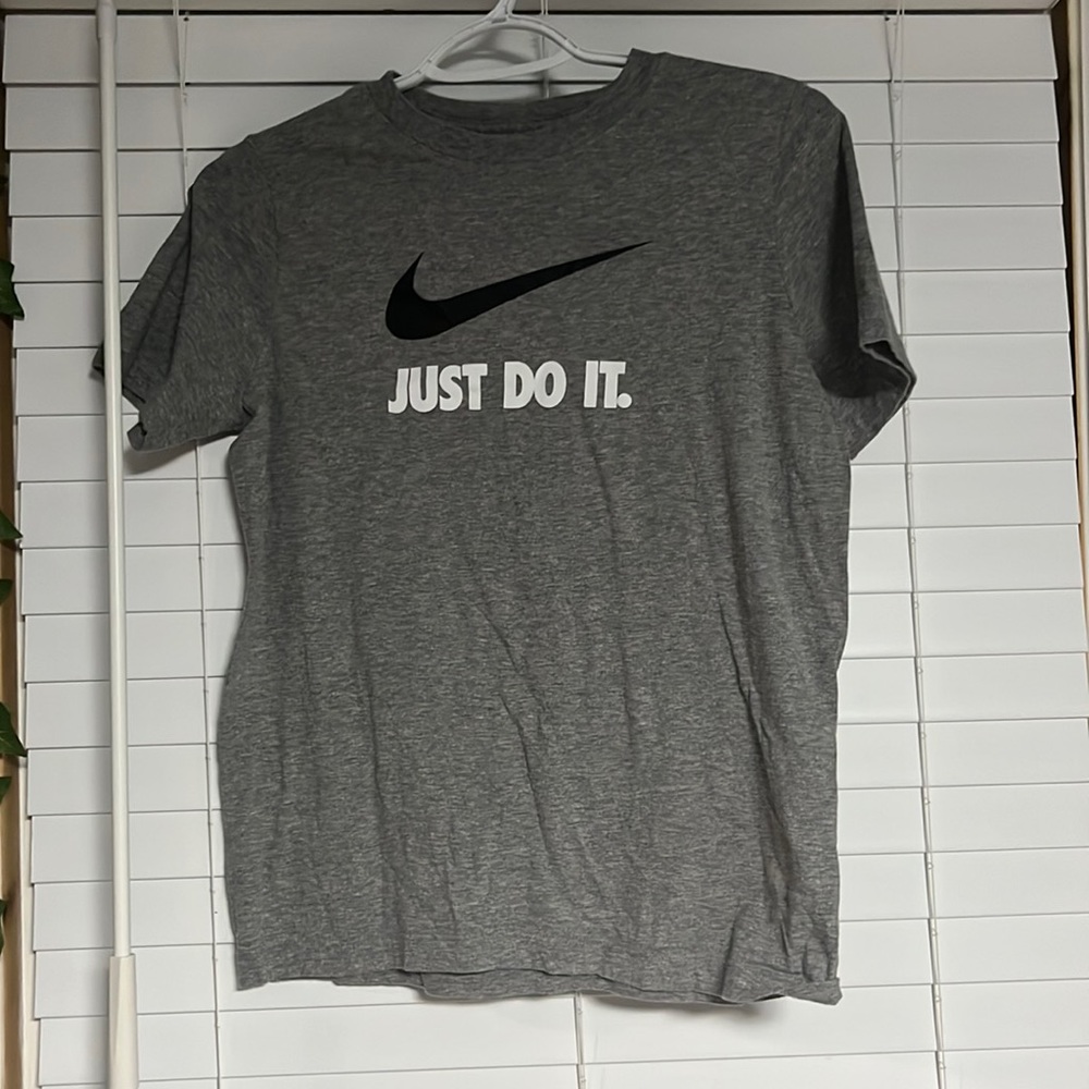 Nike kids large